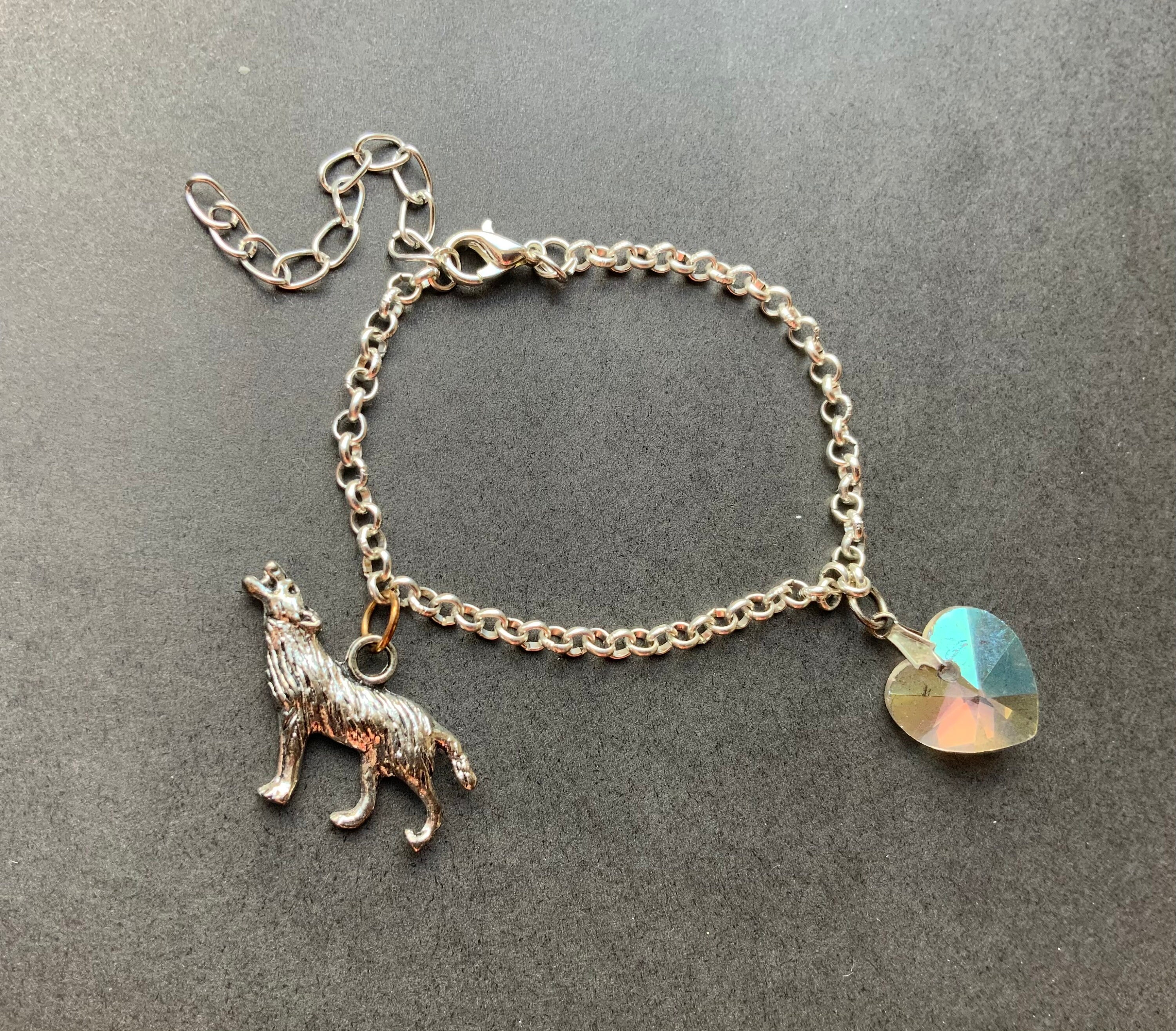Wolf charm best sale bracelet