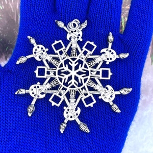 Artist SnowWonders® Snowflake Ornament, (5242)Art teacher gift,artist Palette Brushes Easel Snowflake Ornament,  Artist Gift