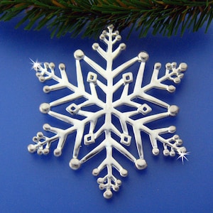 Traditional SnowWonders® Snowflake Ornament/Pendant, 5845, Snowflake Window Decor, Package Decoration, Silver Snowflake (#JPEW5845)