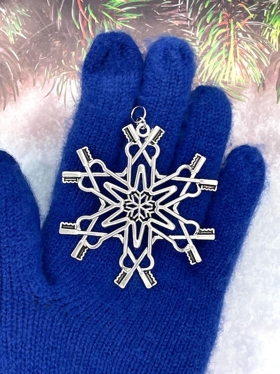 Dentist Ornament Snowflake SnowWonders® 5445, personalized & custom Dentist Gift, Toothbrush Ornament,