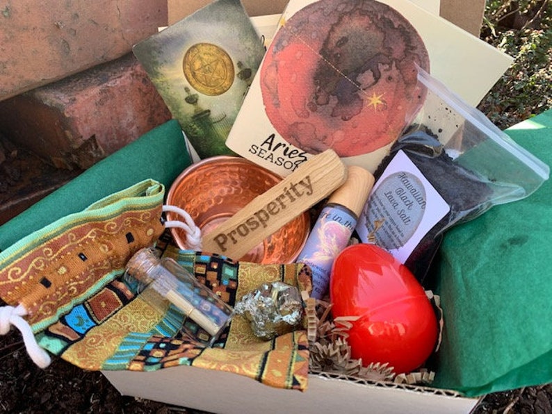 Magickal Earth Subscription Box image 9