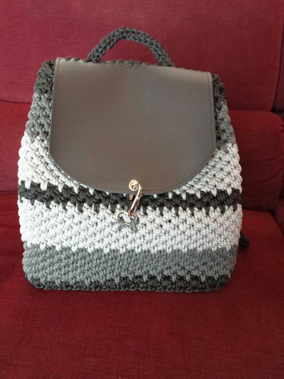 back bag crochet