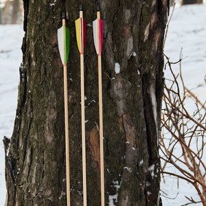 Traditionelle Holzpfeile, Holzpfeile für Recurve und Langbogen, traditionelle Bogenschießpfeile, traditionelles Bogenschießen