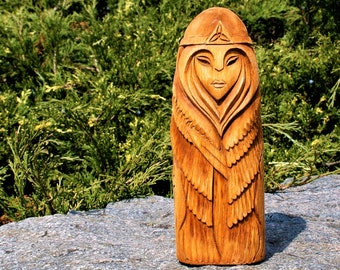 Freyja statue, Freyja viking statue, Freyja Norse goddess, pagan altar, norse gods, norse pagan,