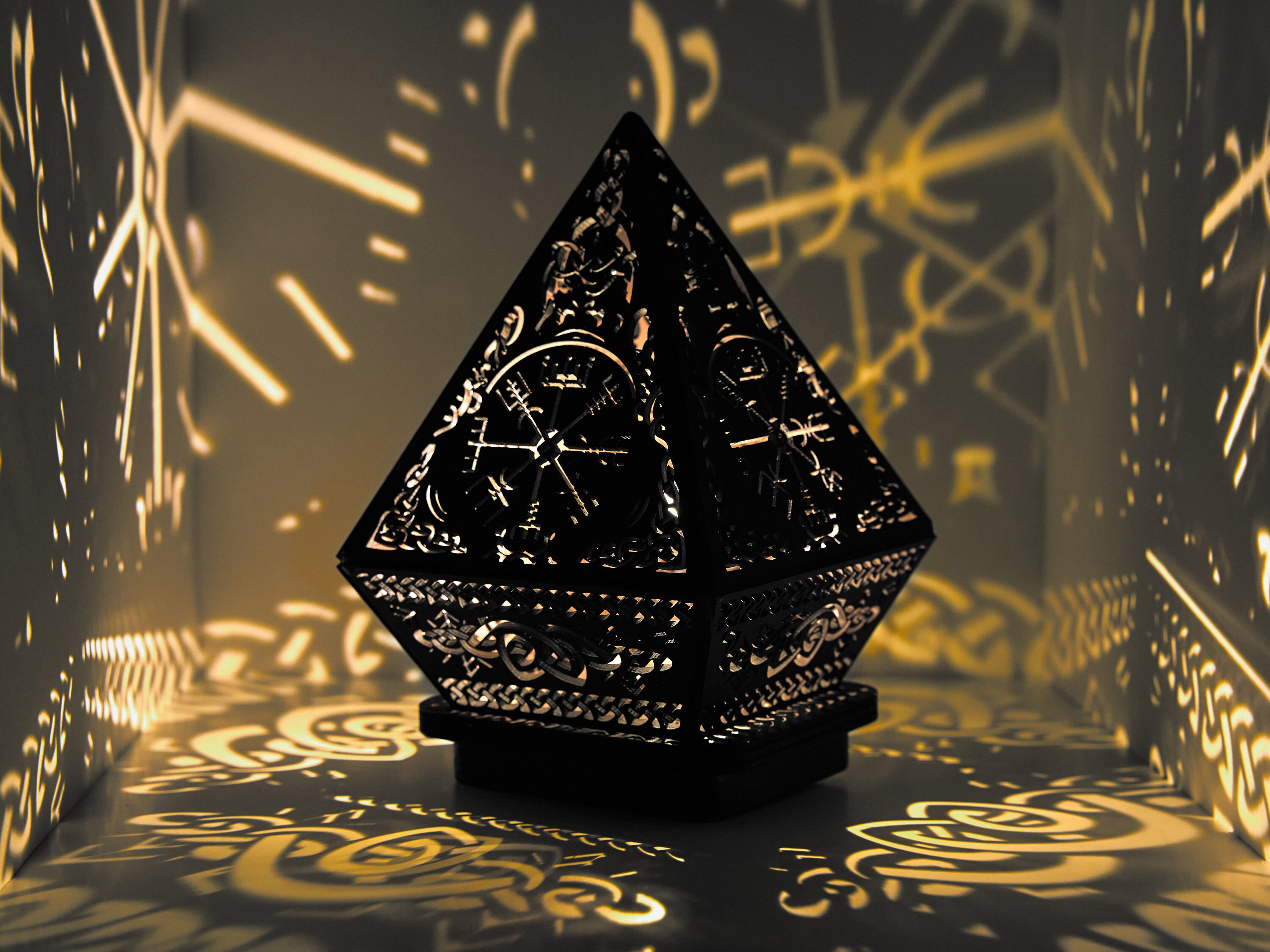 Vegvisir Shadow Lantern, Norse lamp, Geometric Lantern, Wood shade geometric, Night Light latern, Pagan lantern, Housewarming gift