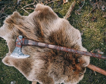 Ragnar throwing axe, Viking axe, Bearded axe, Hand forged axe, forged metal axe, Viking axe, bushcraft axe, battle axe, throwing hatchet