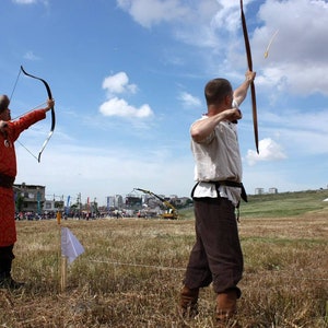 English Traditional Longbow, Wooden Longbow, Archery Bow, Traditional ...