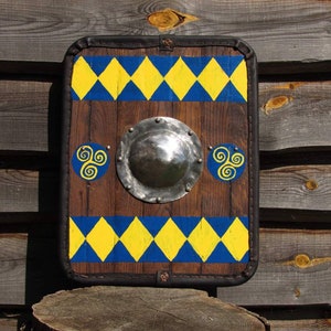 Celtic Small Battle Shield, celtic shield, medieval shield, custom shield, larp