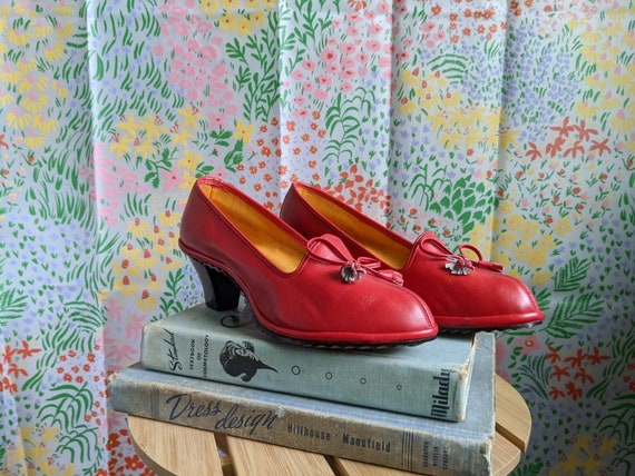 1950s Revelations By Desco Vintage Red Heeled Shoe