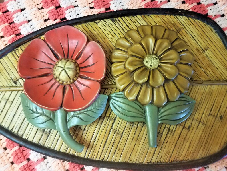 Vintage Ceramic Flowers Wall Plaques/Wall Hangings Etsy