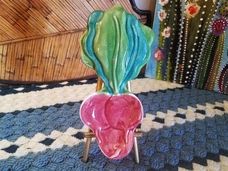 Vintage Ceramic Red Radish Bunch Treasure Craft USA Spoon Rest