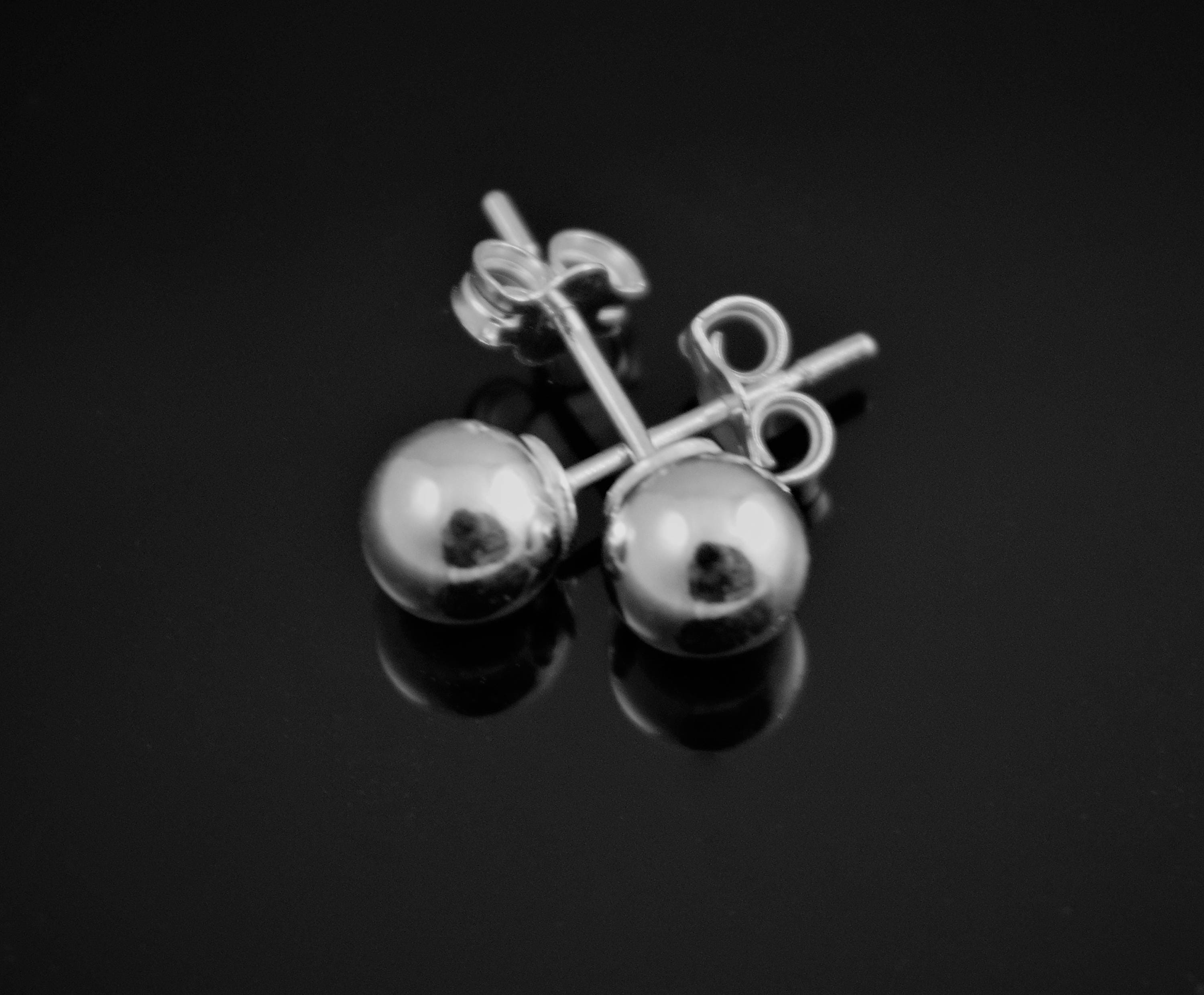 High Polish 2mm-12mm Sterling Silver Ball Stud Earrings .925 High Polish 2mm-12mm Sterling Silver Ball Stud Earrings .925