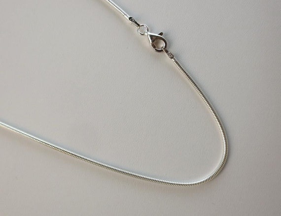 Thick Details about    NEW STERLING SNAKE CHAIN NECKLACE 22" Very shiny 4.6 grams,