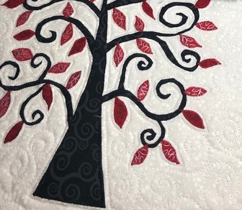 Curvy Tree of Life Quilted Wall Hanging Custom Colors Swirls Quilt Branch Branches Valentine/'s Day Valentine Graduation Gift Birthday