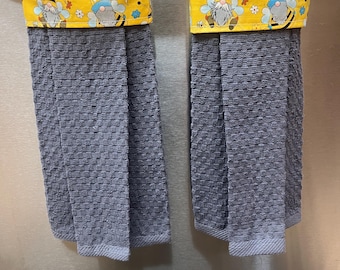 2Gray or white Hanging Kitchen Towel – Waffle Weave Cotton – Modern Farmhouse Style – Housewarming Gift –  Kitchen Deco