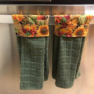 Thanksgiving , pilgrim ,Thanksgiving Turkey ,fall leaf, set of 2Hanging dish towel, Hanging oven towel Harvest Floral ,