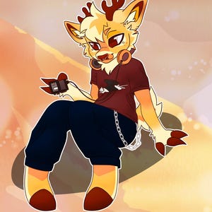 K&ouml;nnte beinhalten: Eine digitale Illustration eines anthropomorphen Hirschcharakters mit cremefarbenem und orangefarbenem Fell, der ein dunkelrotes T-Shirt mit einer kleinen wei&szlig;en Katzengrafik, eine dunkelblaue Hose mit silberner Kette und orangefarbene Kopfh&ouml;rer tr&auml;gt.