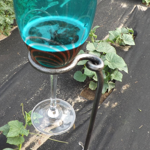 Wine Glass Holder Camping, Back yard Art