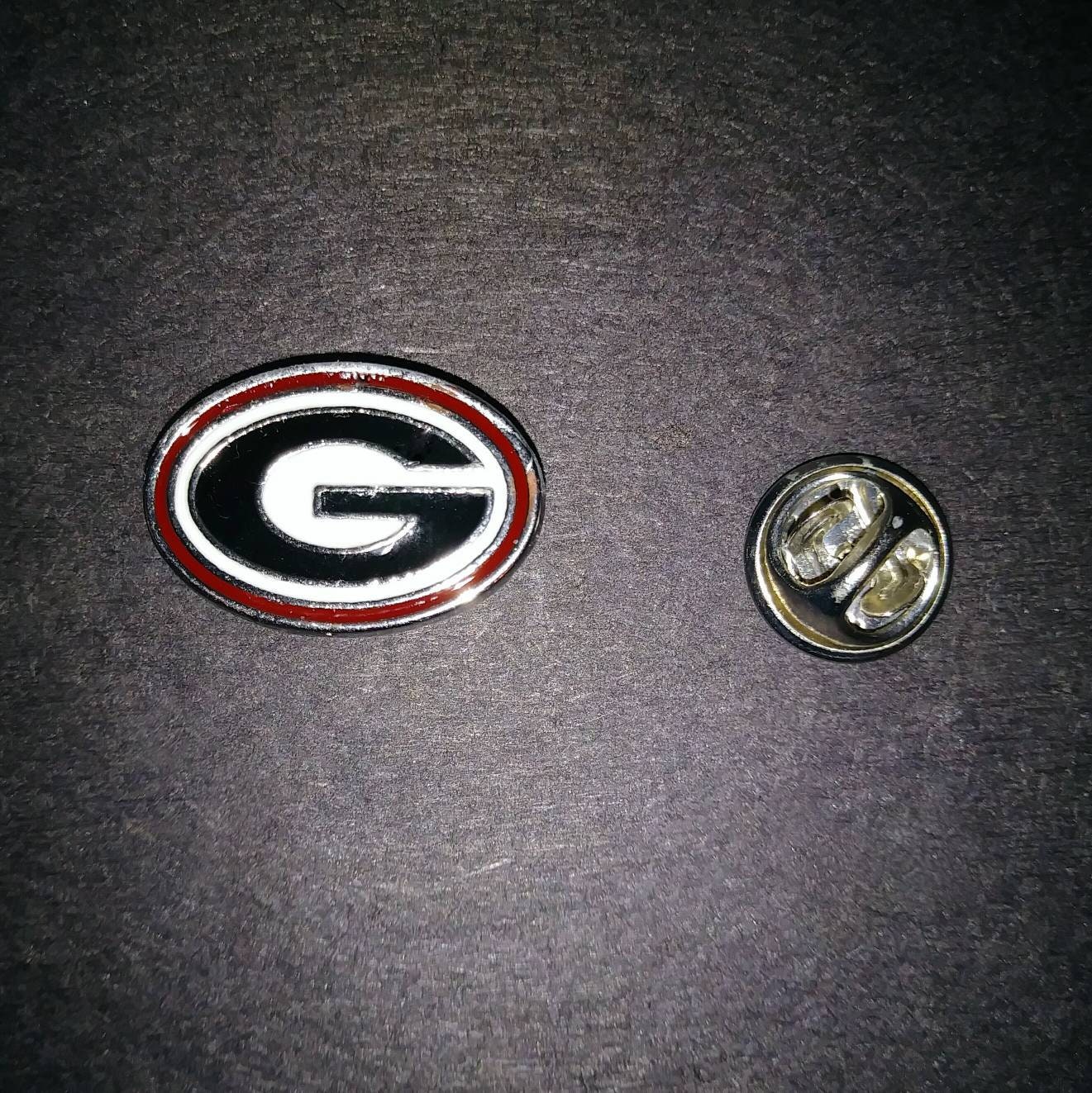 University of Georgia Bulldogs School Mascot Lapel Pin in Sterling Silver 18x12mm 