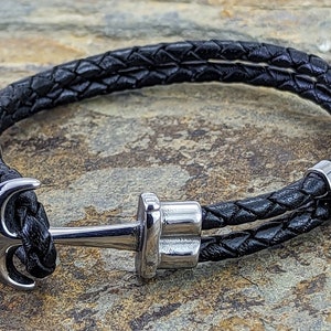 Luxury Black leather Bracelet with Anchor clasp