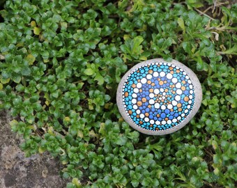 Spiral stone
