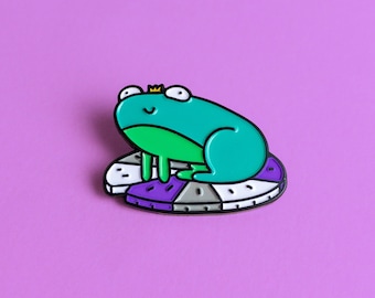 Asexual Pride Pin Subtle Ace Frog Badge — Minimalist Pride LGBT Ace Frog Badge Lesbian Gay Trans Enamel Pin Subtle Pride Accessory Discreet