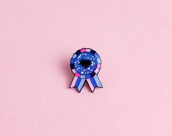 Omnisexual Omni Award Badge Pride Pin — Minimalist Pride Bisexual Queer Badge Bi Enamel Pin Subtle Pride Accessory Discreet LGBT Bi Flag