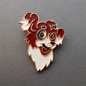 Vintage Russisches Metallabzeichen. Anstecker Hund. gezeichneter Held. Hergestellt in der UdSSR 1980 er Jahre. Kinder Abzeichen Tier.