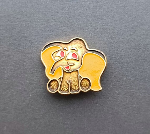 vintage small elephant badge, Soviet aluminum bad… - image 4