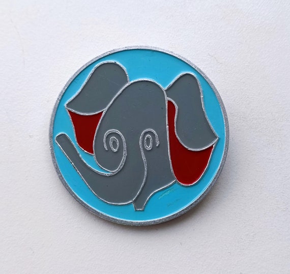 vintage big elephant badge, Soviet aluminum badge… - image 2