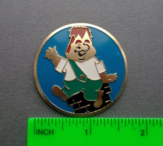 USSR Russia Pin Vintage Badge For Kids. Karlson. Metal