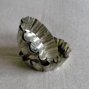 Stara metalowa forma do pieczenia ciasta, biszkoptu, zestaw 3 form do dekoracji kuchni, forma do dekoracji wiejskiego domu, radziecka kuchnia, ZSRR 1970 r.