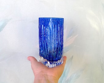 Vintage Cobalt Blue glass Vase. old Glass 4-corners Vase. Textured glass vase. Home Decor. interior design. glass flower vase. glasvase.