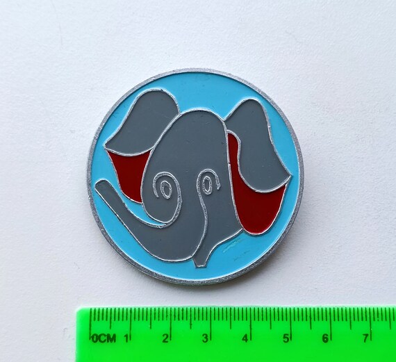 vintage big elephant badge, Soviet aluminum badge… - image 6
