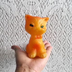 Vintage rubberen kattenspeeltje uit de Sovjet-Unie, jaren 70 van de USSR