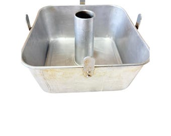 Vintage Worthmore 2 Piece Square Aluminum Angel food Cake Pan w/ Feet 9x9x4" USA
