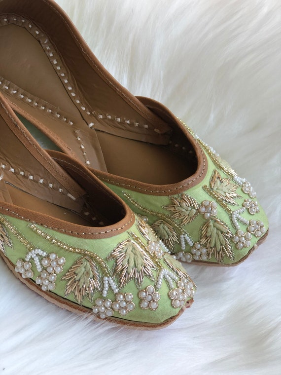 Green mojari best sale