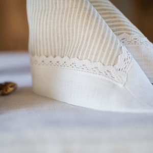 Double layer natural linen table napkin with lace, shabby chic table napkin, linen napkin