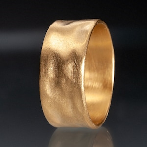 22k Gold Wedding Band for Women, 8mm Wide Gold Ring, Matte Finish Gold Ring, 22k Gold Jewelry, Hammered Gold Ring, 22k Solid Gold Band