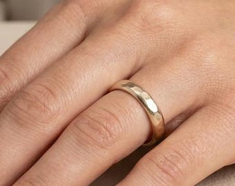 14k White Gold Flat Hammered Band Ring for Men, Slim 3mm White Gold Wedding Ring