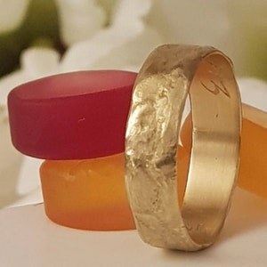Men's 14K Gold Wedding Band, 6mm Hammered Band, Unique Minimalist Ring