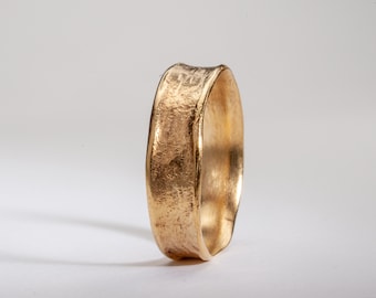 Men's 14k Gold Wedding Band 5mm Wide Gold Ring, Rustic Organic 14K Gold Jewelry, Handmade Gifts for Him Hammered Gold Ring
