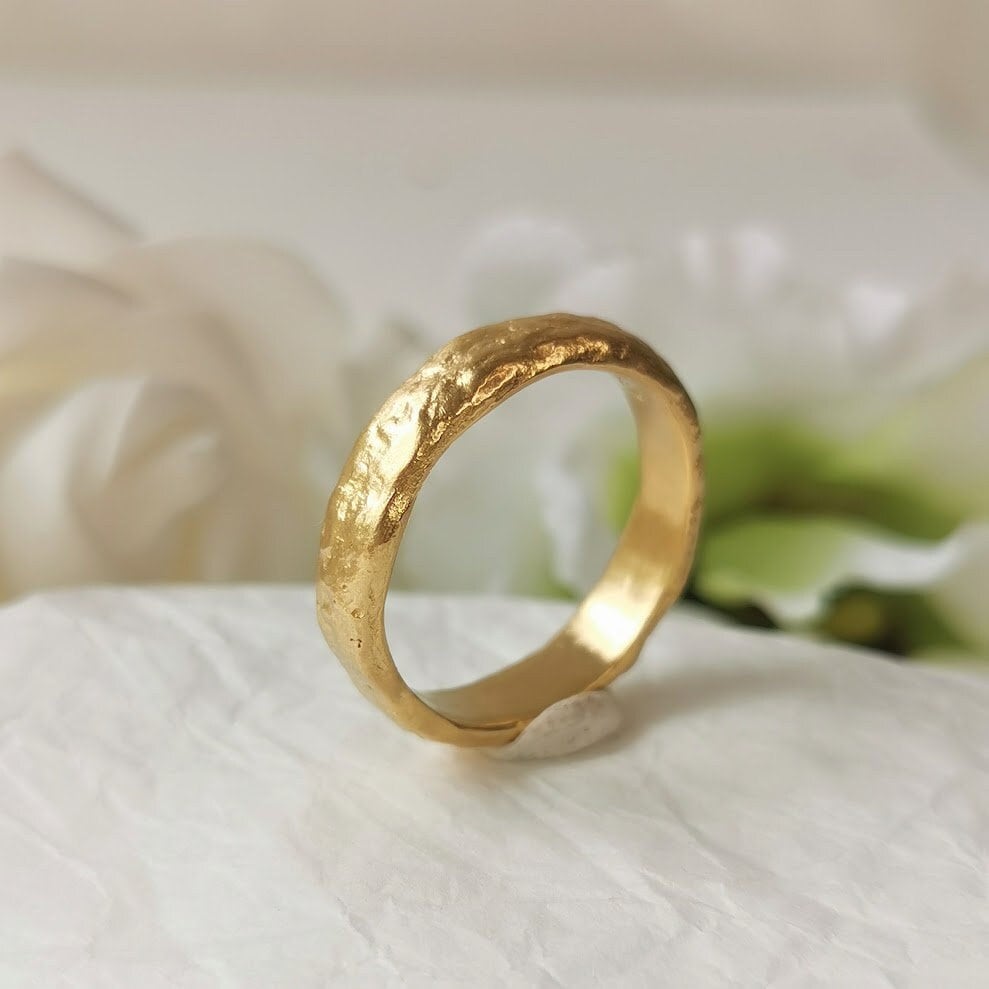 Solid Gold Wedding Rings 2mm 18k Thick Full Solid Gold Wedding Ring for Women or Men, Hammered ...