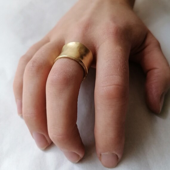 18K Wedding Band, Solid Gold Wedding Rings, Cigar Band Ring for