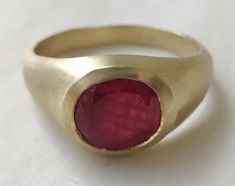 Red Ruby Statement Ring for Men, 18K Gold Signet Ring, Translucent Ruby, Matte Solid Gold Impressive Ring, Thick Gold Ring, Large Signet