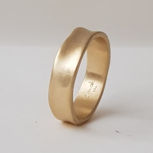 Organic Gold Thick Matte Finish Unisex 18K Solid Gold 5mm Wedding Band, Textured Handmade Ring, Men’s & Women’s Hammered Wedding Ring