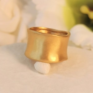 22k Massivgoldring, handgemachter Rohgoldschmuck, 12 mm breiter Goldring für Männer und Frauen