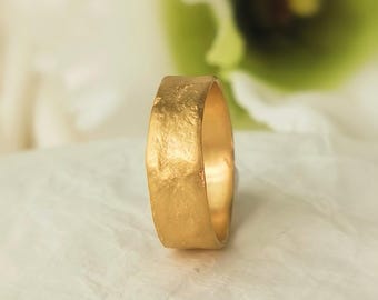 10k Men's Gold Wedding Band, 6mm Rustic Hammered Ring