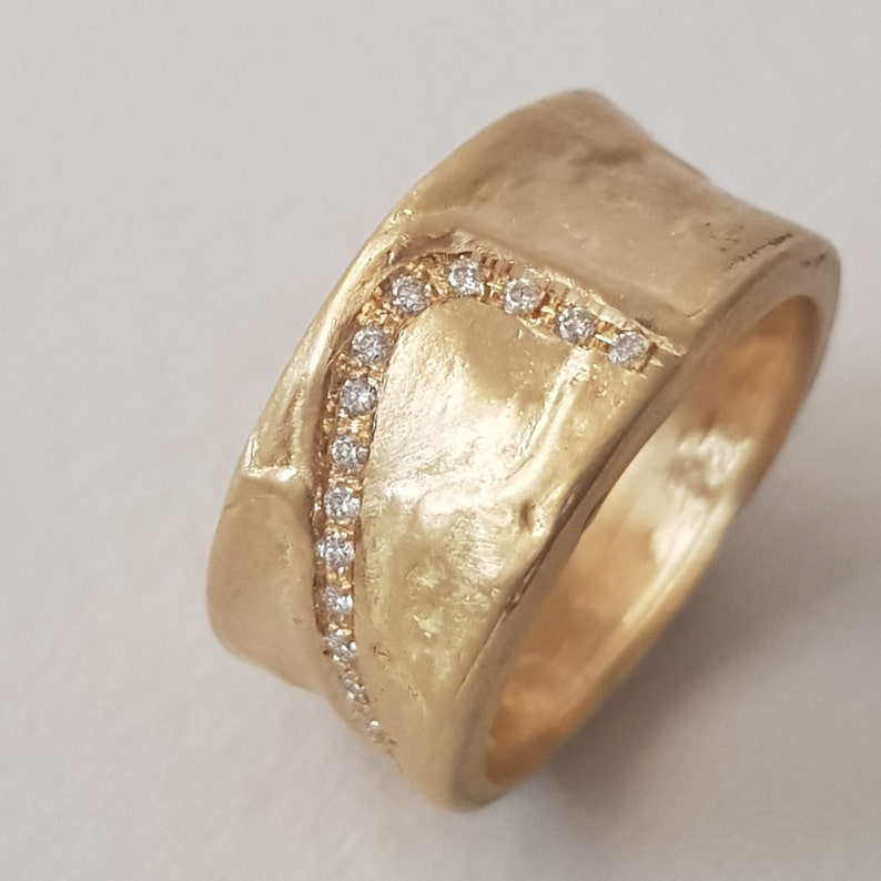 18k Organic Gold Diamond Wedding Band / Textured Gold Cigar Band Ring with Diamonds for Women, Unique Vintage Women Wide Hammered Gold Ring
