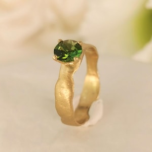 18k Gold Green Tourmaline Ring, Handmade Artisan Green Tourmaline Gemstone Engagement Ring for Women